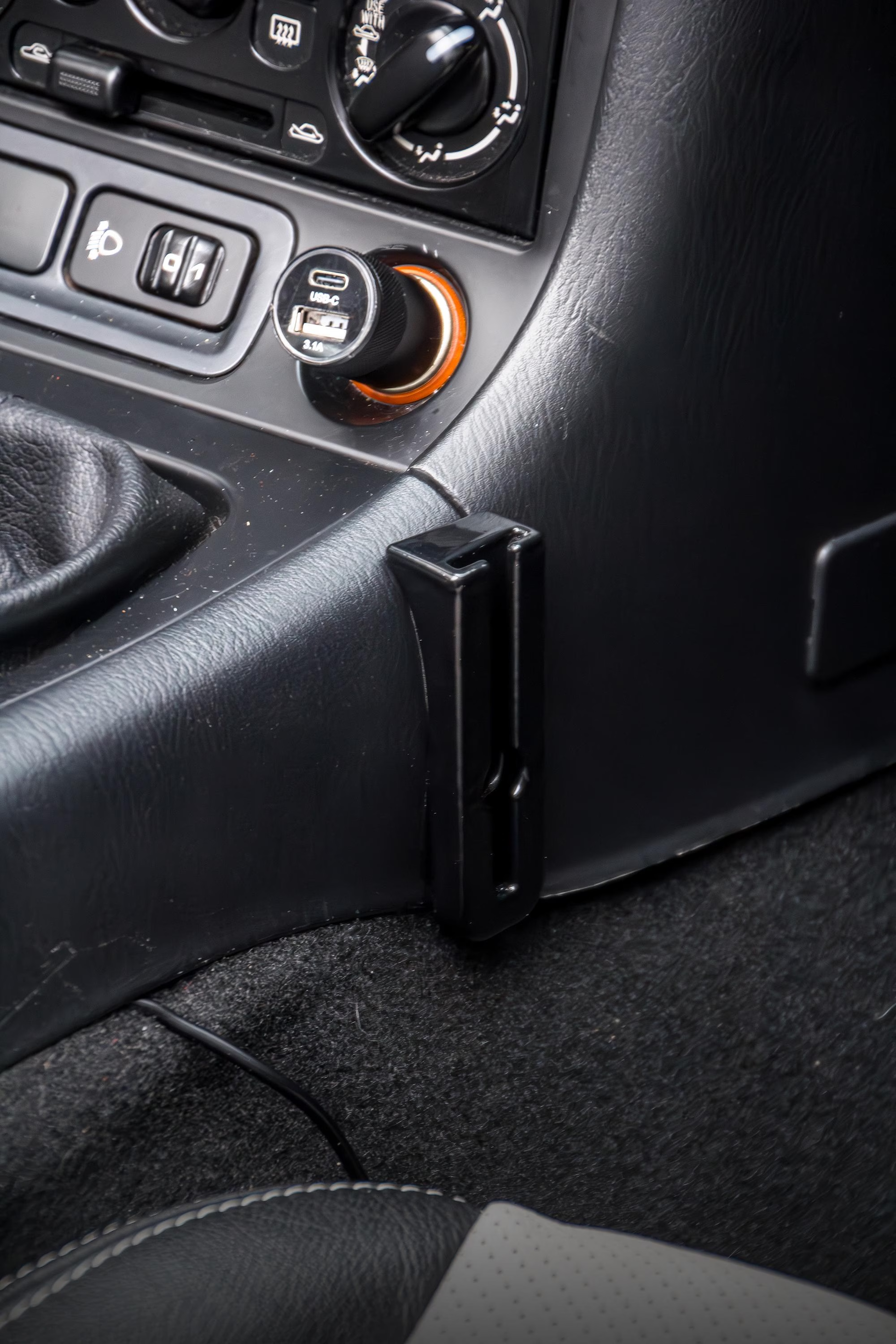 Mazda MX-5 NB Cup holder